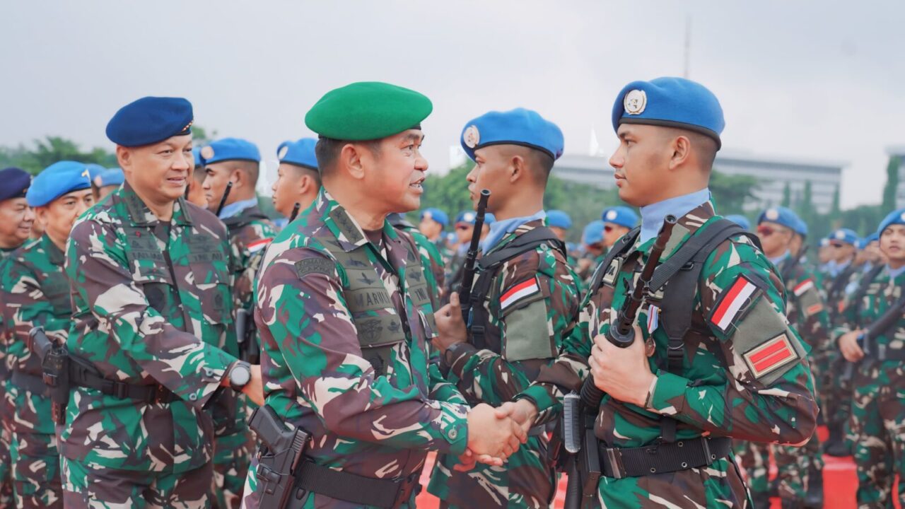 Kasad Dampingi Panglima TNI terima Kontingen Garuda XXIII-Q/Unifil Purna Tugas