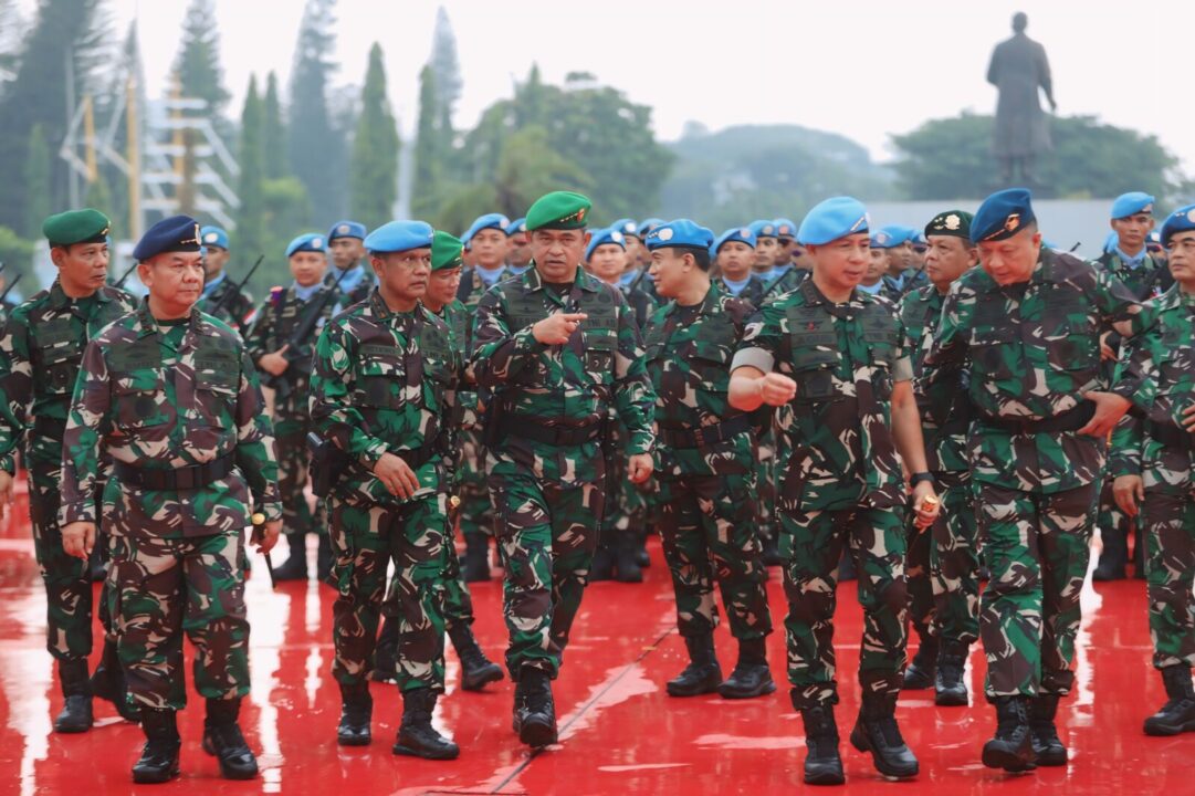 Kasad Dampingi Panglima TNI terima Kontingen Garuda XXIII-Q/Unifil Purna Tugas