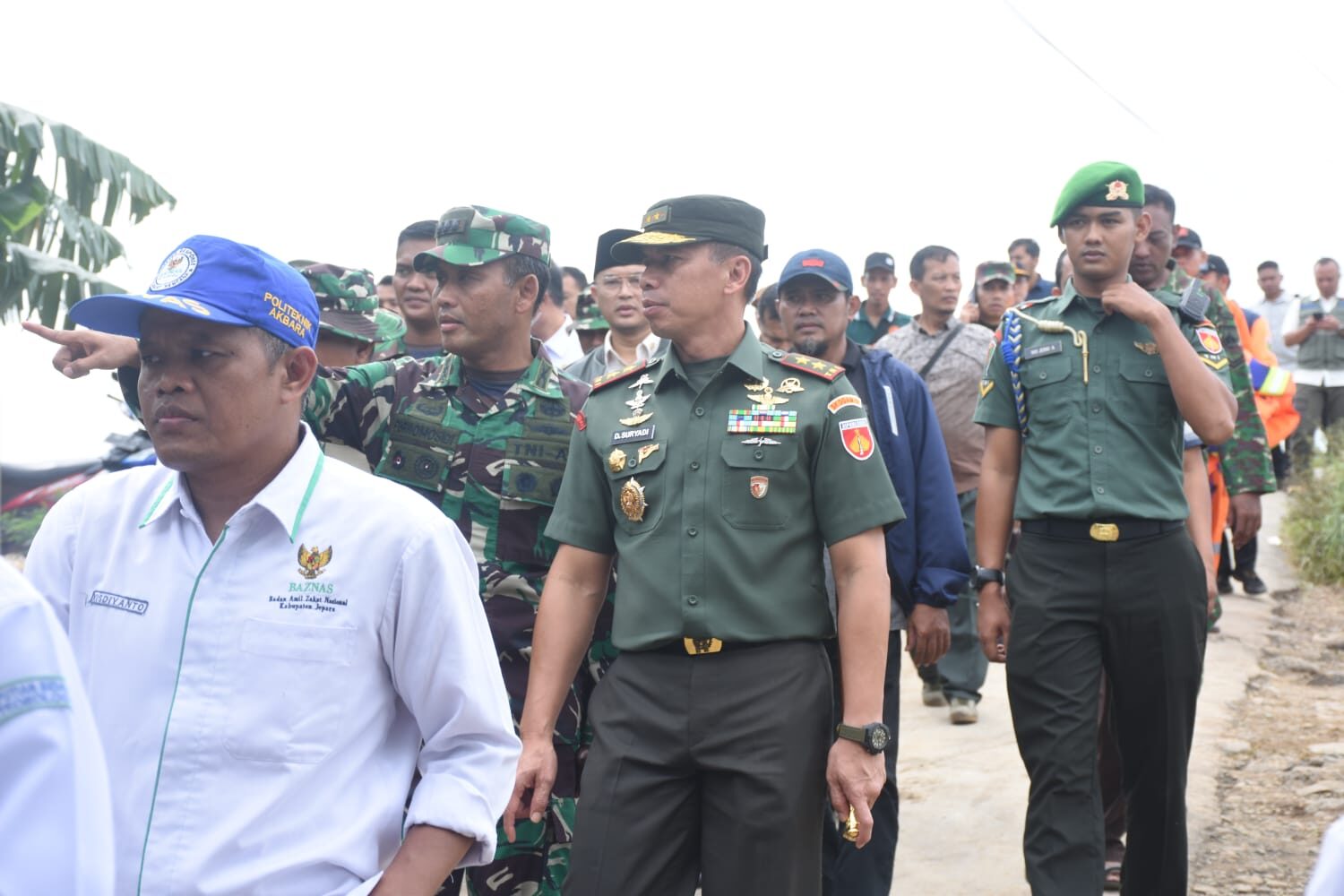 Kodam IV/Diponegoro, BNPB Dan Forkopimda Kompak Bantu Korban Banjir Jepara