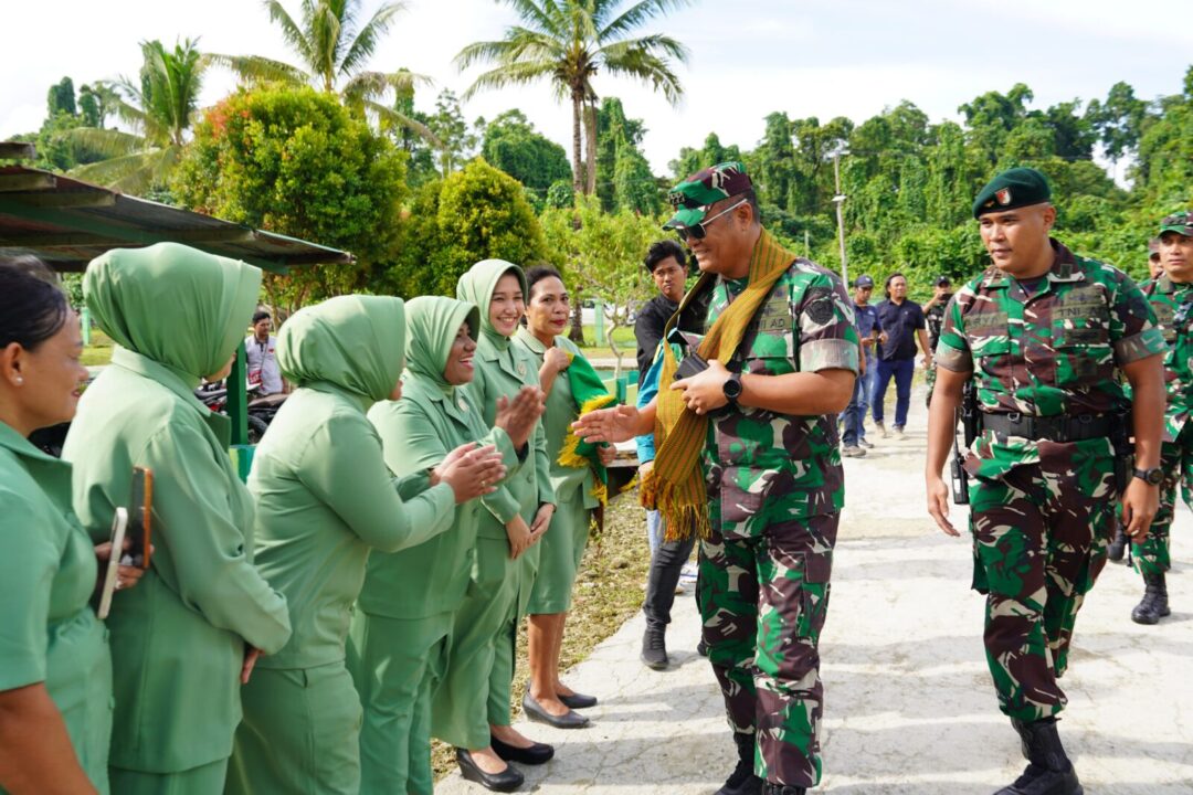 Kunjungi Papua, Wakasad Tinjau Sarpras Satuan Jajaran TNI AD