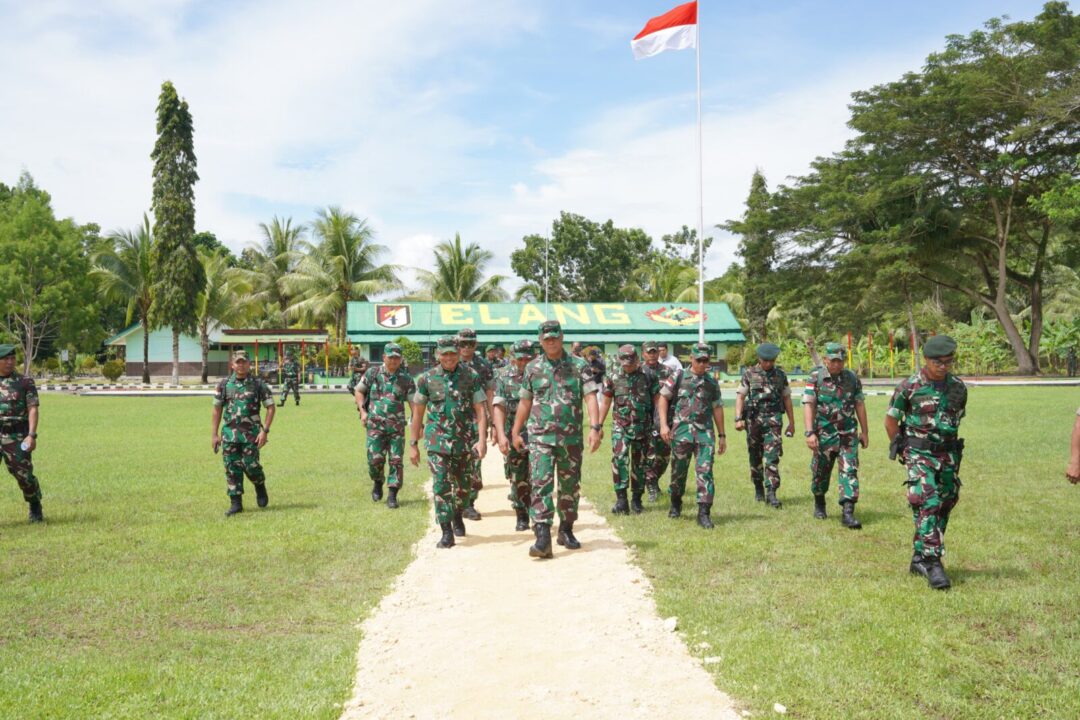 Kunjungi Papua, Wakasad Tinjau Sarpras Satuan Jajaran TNI AD