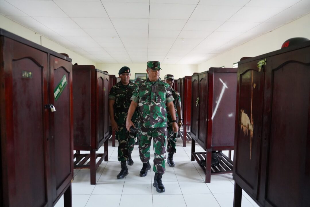 Kunjungi Papua, Wakasad Tinjau Sarpras Satuan Jajaran TNI AD