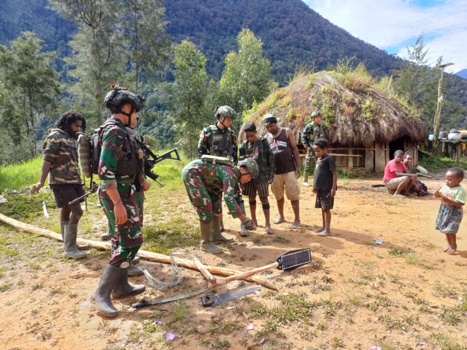 Buaya Putih Datang, Bumi Papua Pun Terang