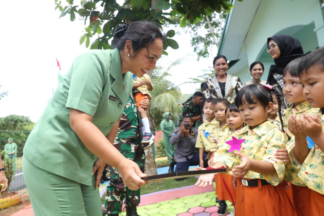 Kasad : Pendidikan Adalah Kunci Masa Depan Anak