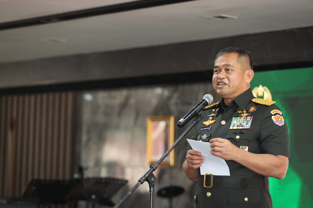 Kasad Pimpin Sertijab 12 Pejabat TNI AD, Tongkat Estafet Kadispenad Resmi Berpindah