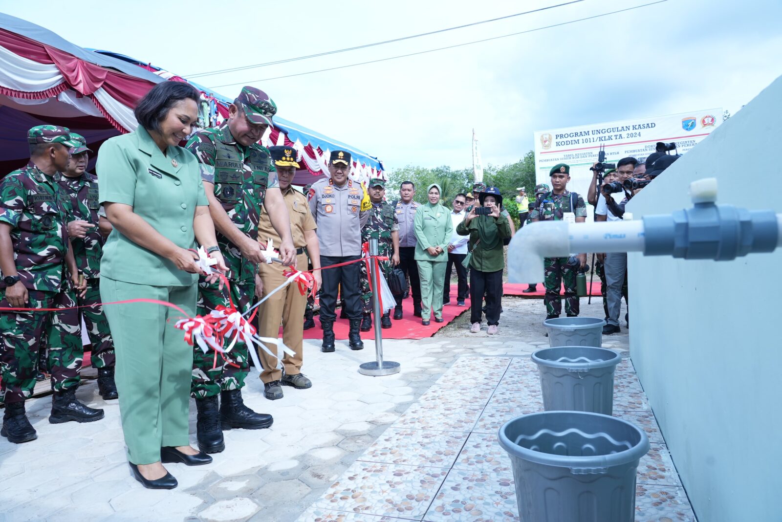 Resmikan Sumur Bor di Palangkaraya, Kasad : Program TNI AD Tingkatkan Kesejahteraan dan Ketahanan Pangan