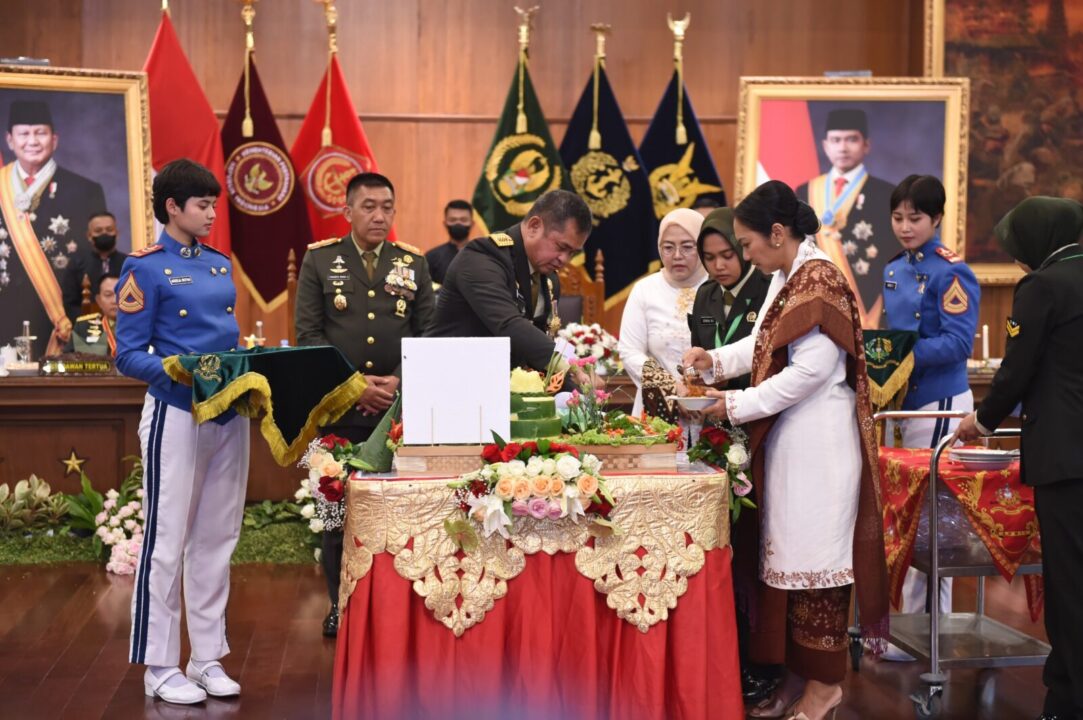 Kasad Pimpin Wisuda Purnawira 160 Pati TNI AD