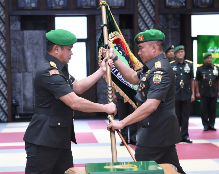 Pimpin Sertijab Pangdam I/BB dan Danseskoad, Kasad Tekankan Pentingnya Kepemimpinan Inspiratif