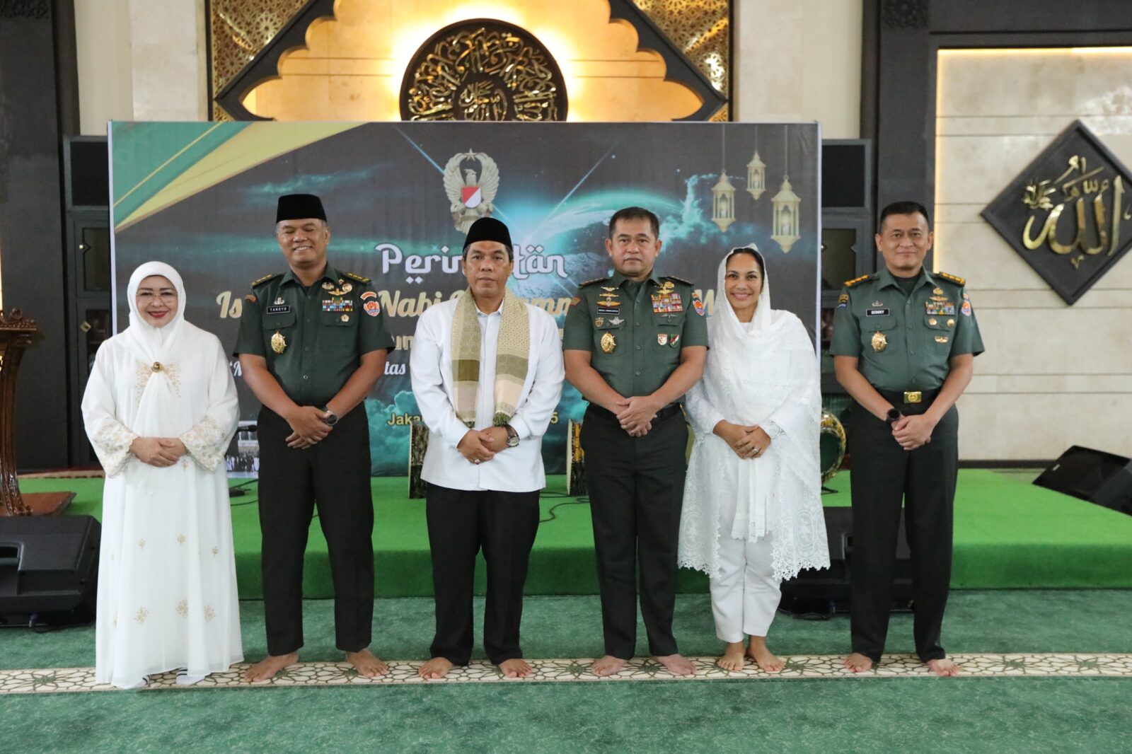 Hadiri Isra Mi’raj di Mabesad, Kasad Ajak Prajurit Perkuat Disiplin dan Ketakwaan