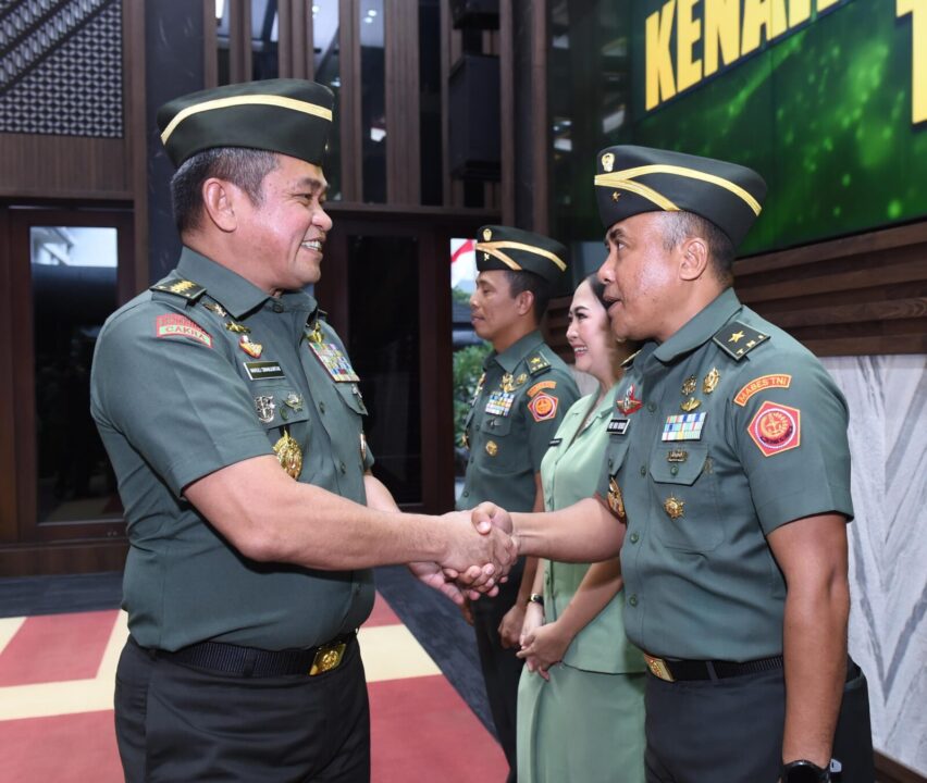 Kasad Pimpin Kenaikan Pangkat 18 Pati TNI AD