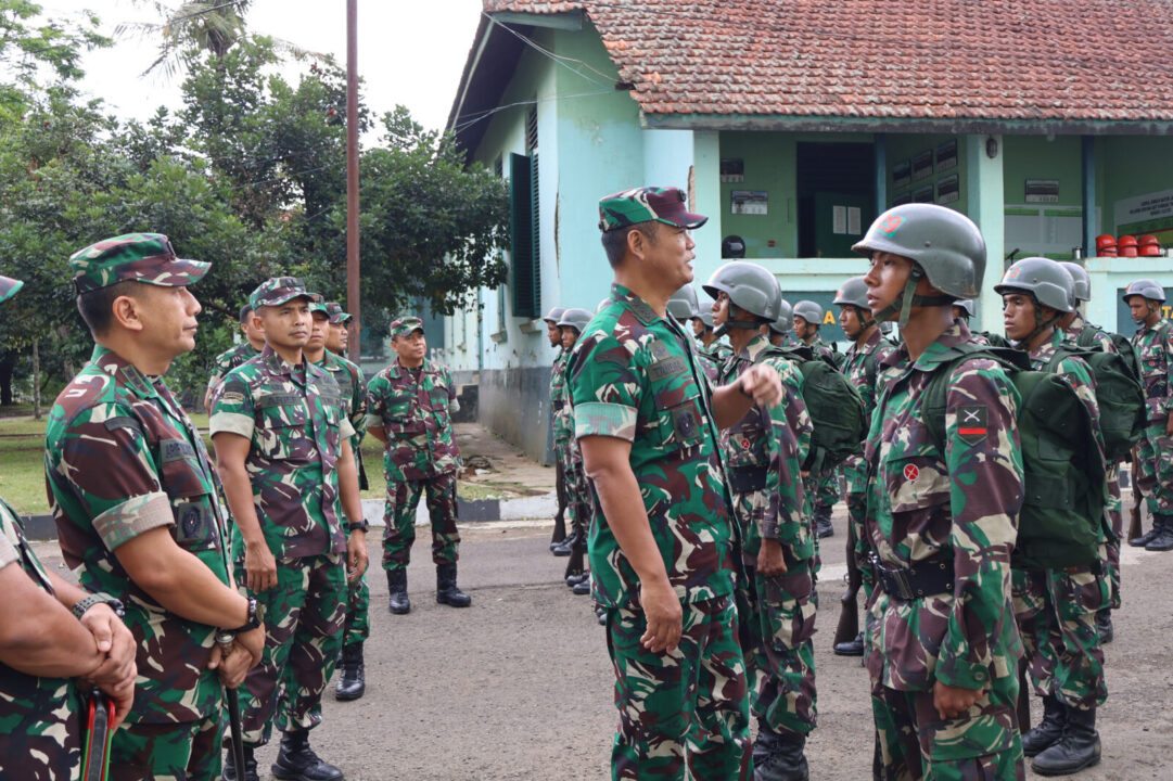 Pastikan Kualitas Pendidikan Prajurit Terjaga, Wakasad Tinjau Pusdik TNI AD