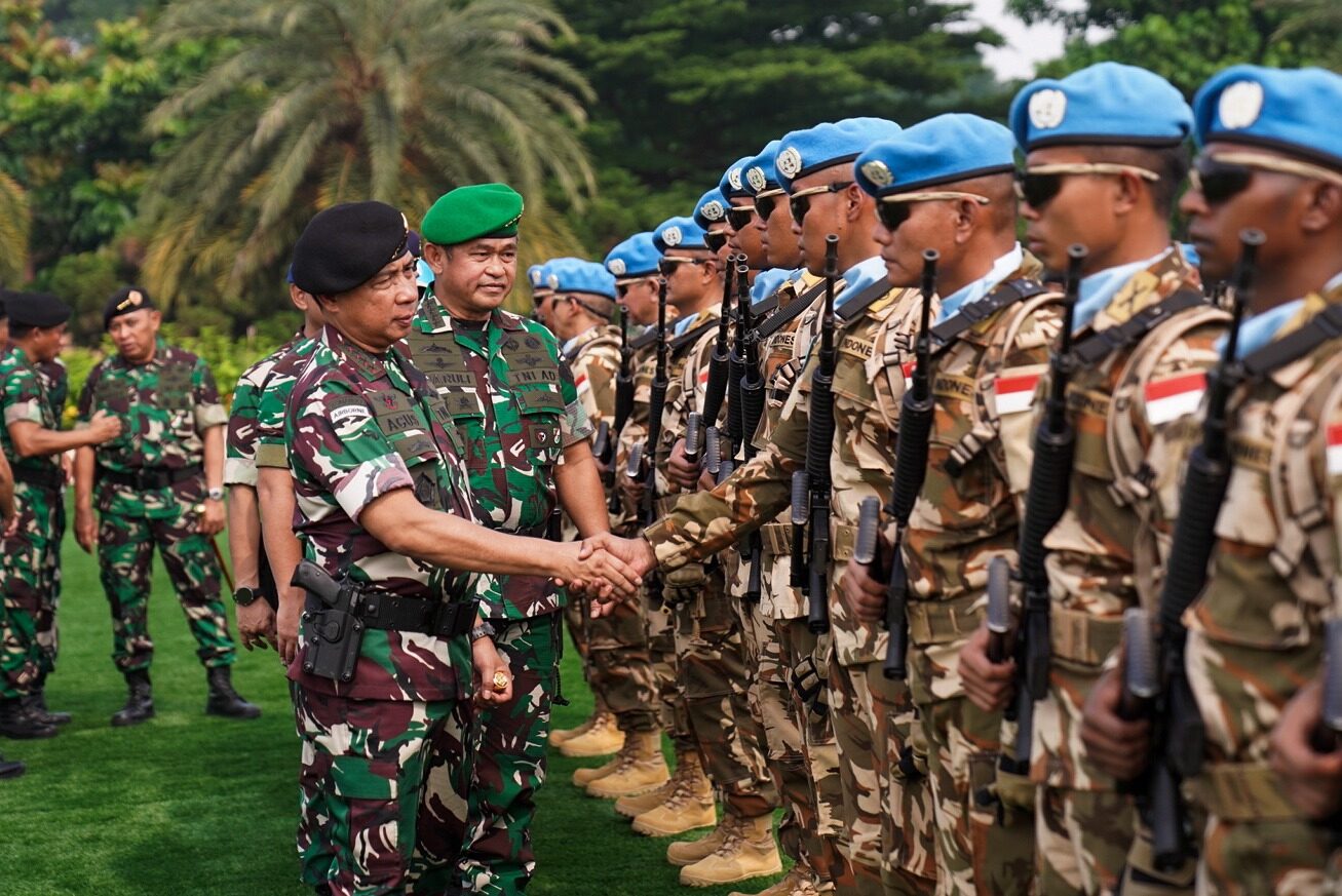 Kasad Dampingi Panglima TNI Berangkatkan 1.090 Personel Satgas UNIFIL ke Lebanon