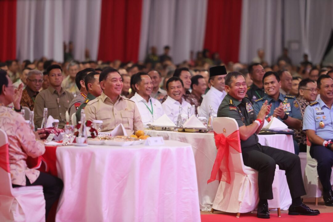 Kasad Hadiri Halal Bihalal Presiden dengan PPAD dan Keluarga Besar TNI-Polri