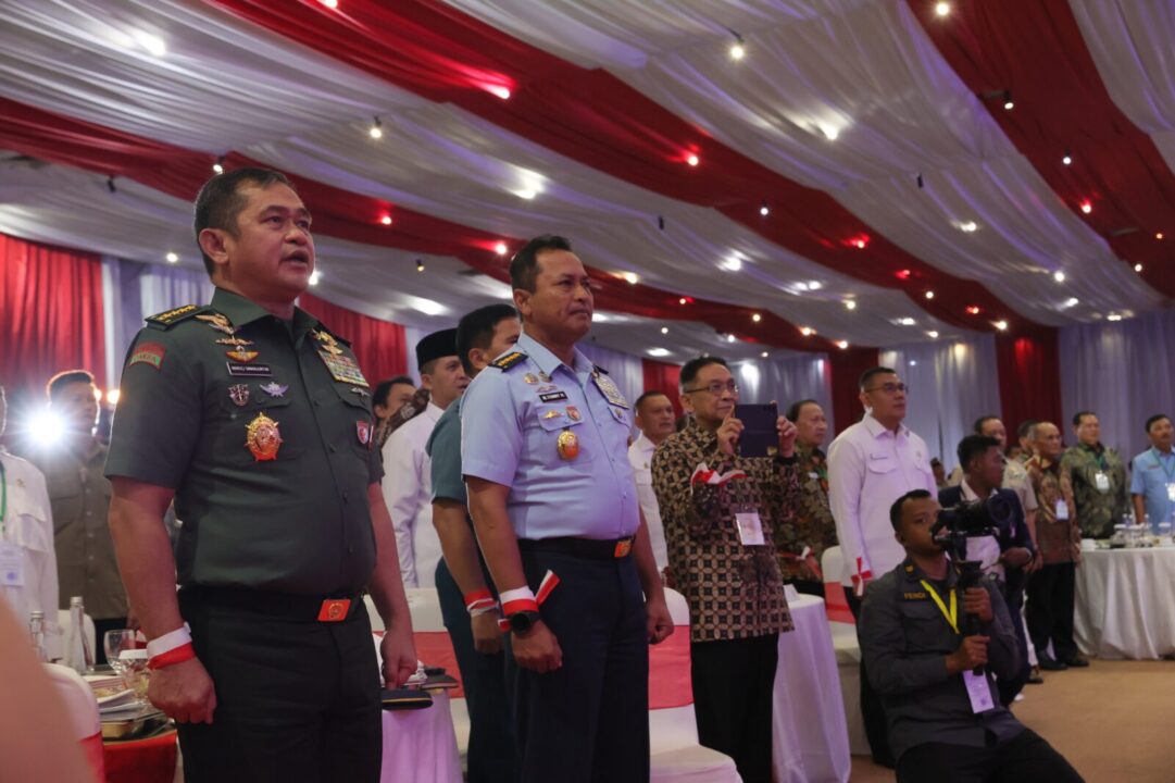 Kasad Hadiri Halal Bihalal Presiden dengan PPAD dan Keluarga Besar TNI-Polri