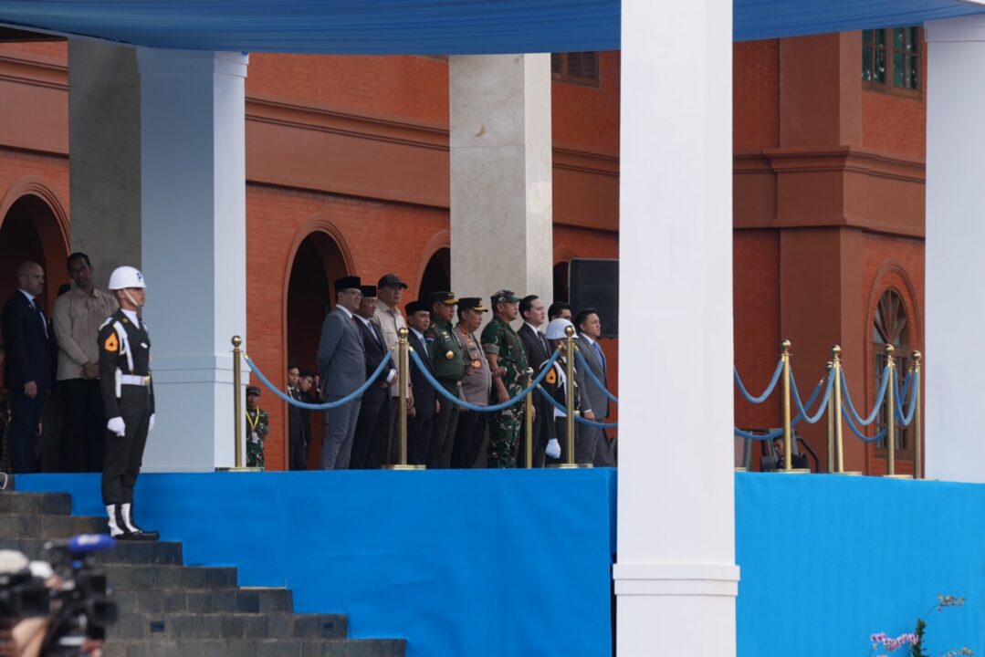 Kasad Sambut Kunjungan Presiden RI dan Presiden Prancis di Akademi Militer Magelang