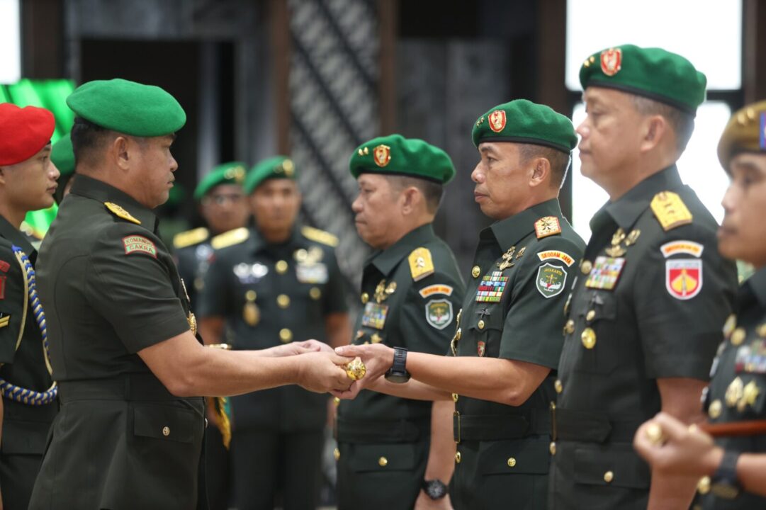 Pimpin Sertijab Dua Pangdam, Kasad: Lanjutkan Program dan Lakukan Inovasi