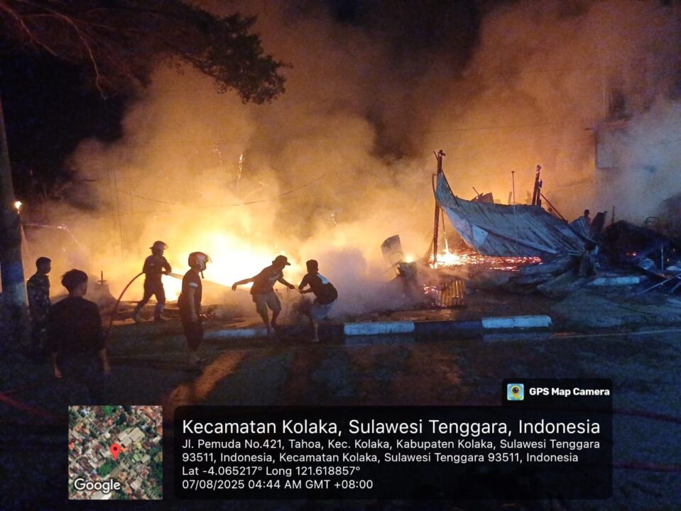 Peduli Korban Kebakaran, Kodim 1412/Kolaka Bergerak Cepat Bantu Warga