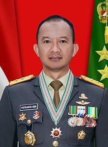 Pejabat Kotama