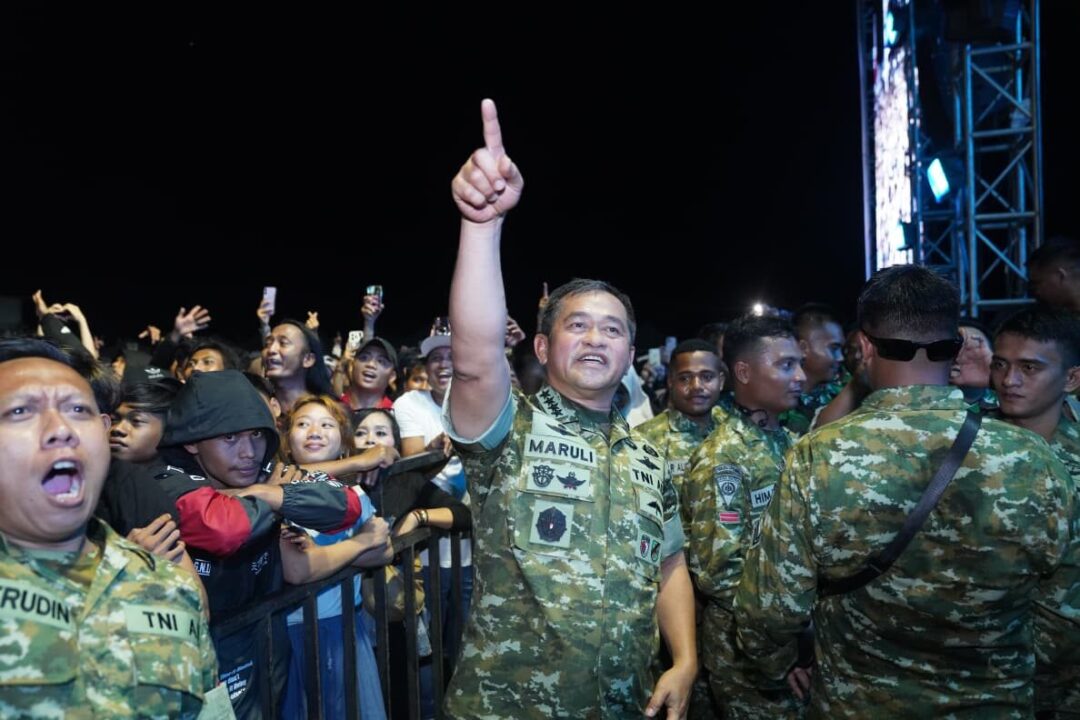 Pesta Rakyat Rawalo, Momen Kasad Berbaur dengan Masyarakat