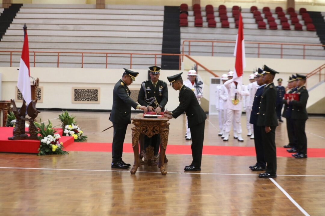 Wakasad Hadiri Pelantikan 51 Perwira Keahlian Khusus Dikmapa PK TNI