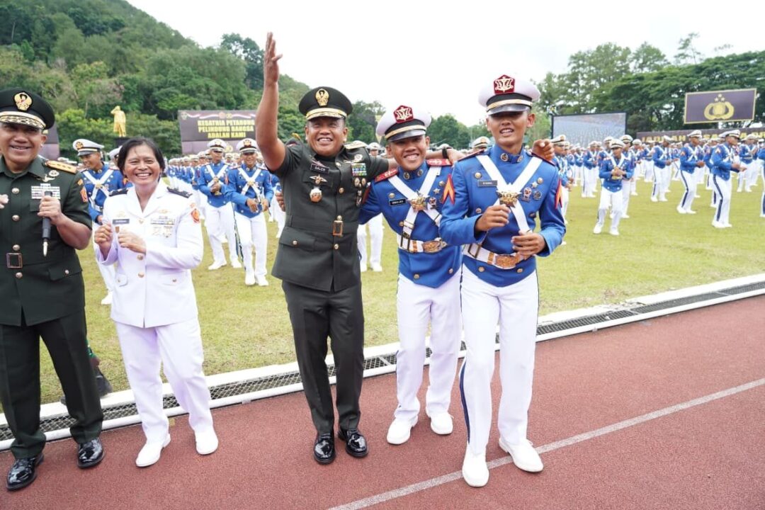 Wakasad Hadiri Wisuda 1621 Prabahatar Akademi TNI dan Akademi Kepolisian RI