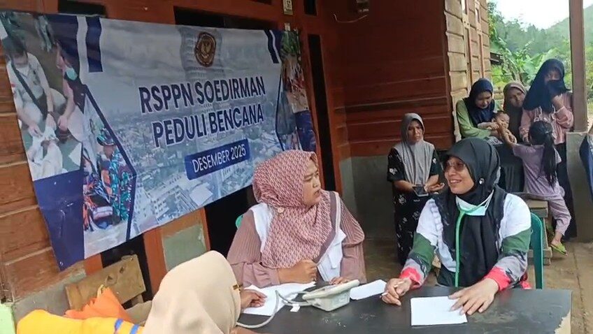 Koramil 05/Linge Dampingi Tim Kesehatan Kemenhan Layani Pengungsi di Aceh Tengah