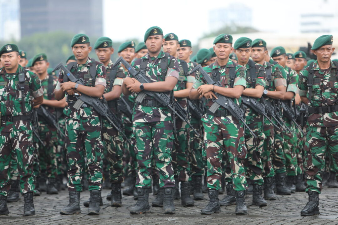 Siaga Pengamanan Sambut Tahun Baru 2026, TNI AD Selenggarakan Apel Gelar Satuan