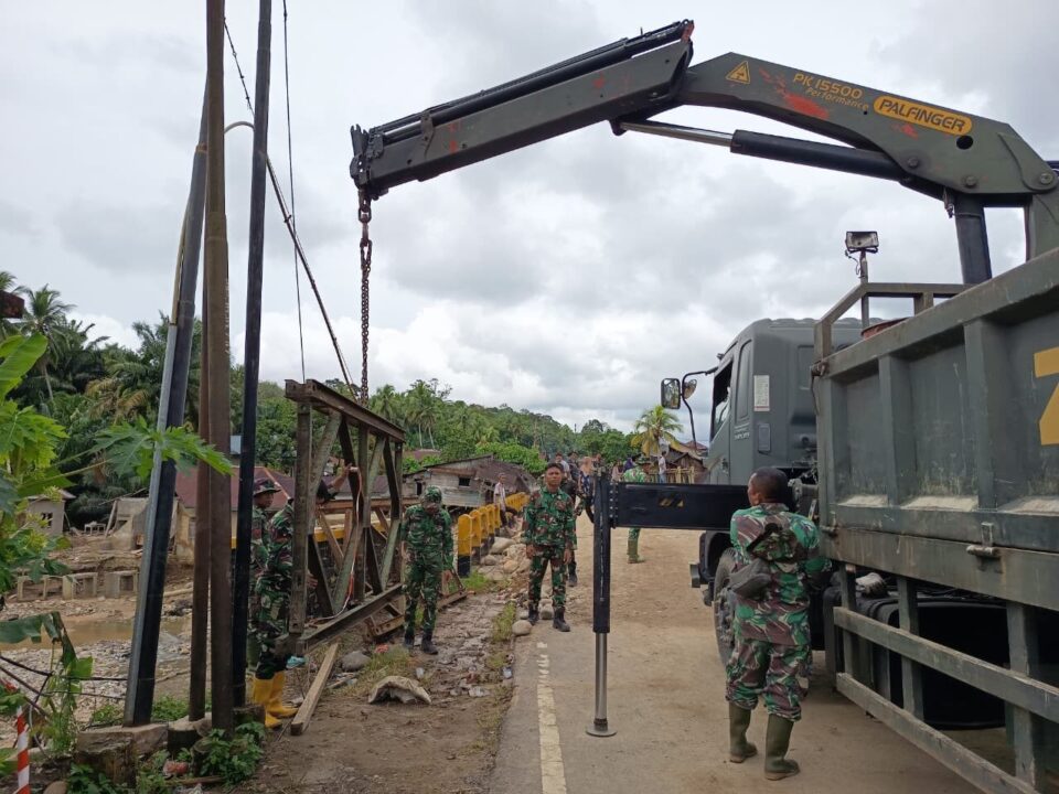 Jembatan Bailey di Anggoli Tuntas Dibangun, Akses Warga Tapteng Kembali Terhubung