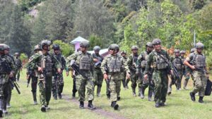 Lima Hari Menjabat, Pangdam XIII/Merdeka Kunjungi Prajurit di Daerah Operasi