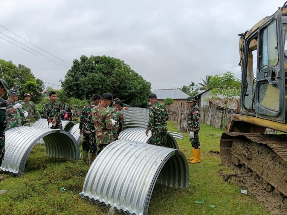 TNI AD Lanjutkan Pembangunan Tujuh Jembatan Bailey dan Lima Jembatan Armco di Sumbar