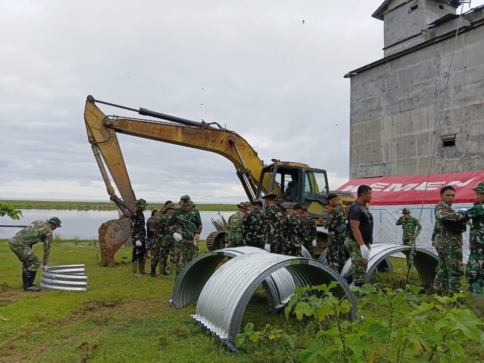 TNI AD Lanjutkan Pembangunan Tujuh Jembatan Bailey dan Lima Jembatan Armco di Sumbar