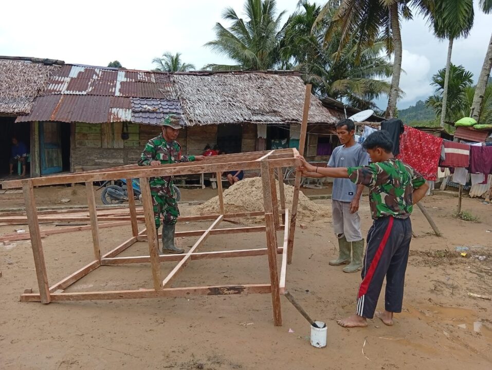 Satgas Gulbencal Kodam I/BB Bangun Fasilitas MCK di Pengungsian Masjid Al-Mubaroq