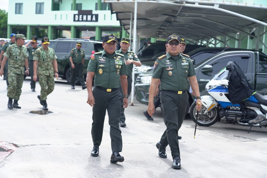 TNI AD Terus Salurkan Bantuan, Kapal ADRI XLIX Dikirim ke Wilayah Bencana Sumatera