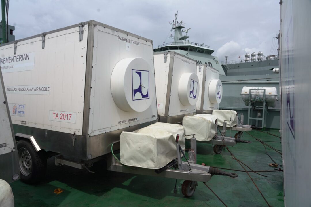 TNI AD Terus Salurkan Bantuan, Kapal ADRI XLIX Dikirim ke Wilayah Bencana Sumatera