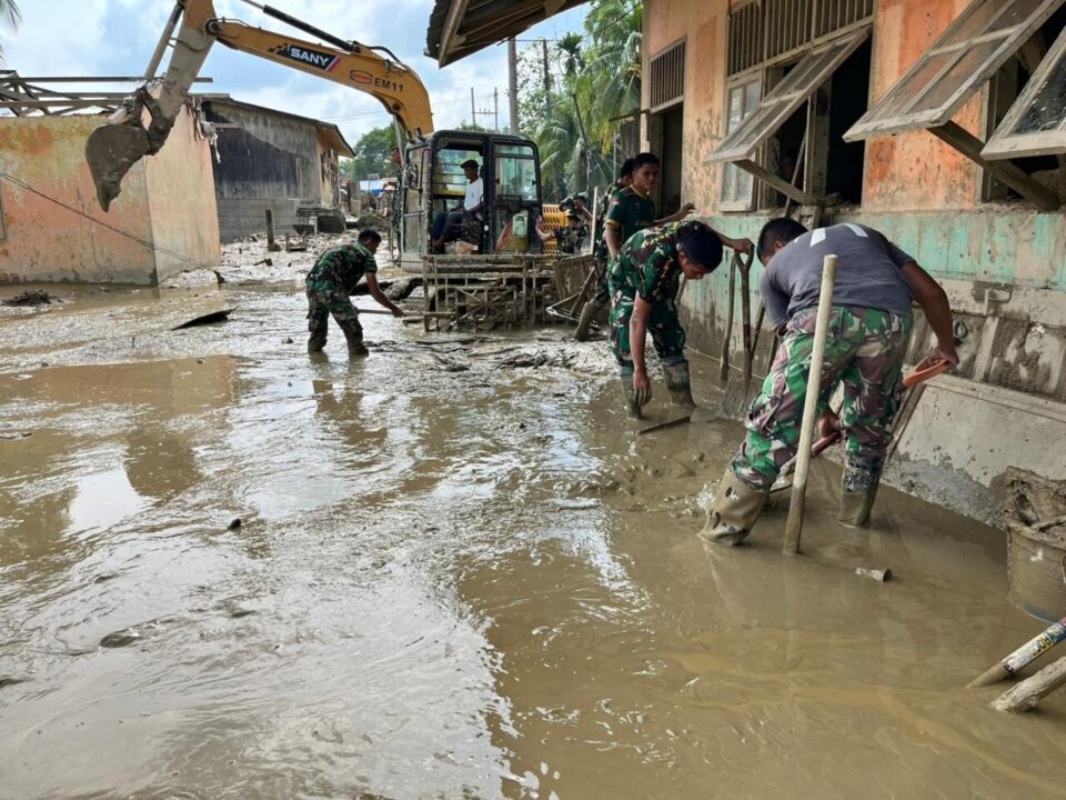 Pascabanjir, TNI AD Fokus Pulihkan Fasilitas Pendidikan di Aceh Tamiang