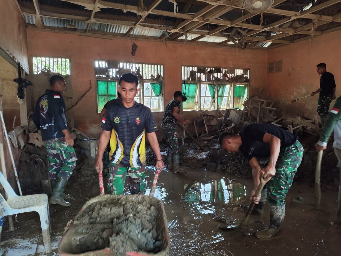 Pascabanjir, TNI AD Fokus Pulihkan Fasilitas Pendidikan di Aceh Tamiang