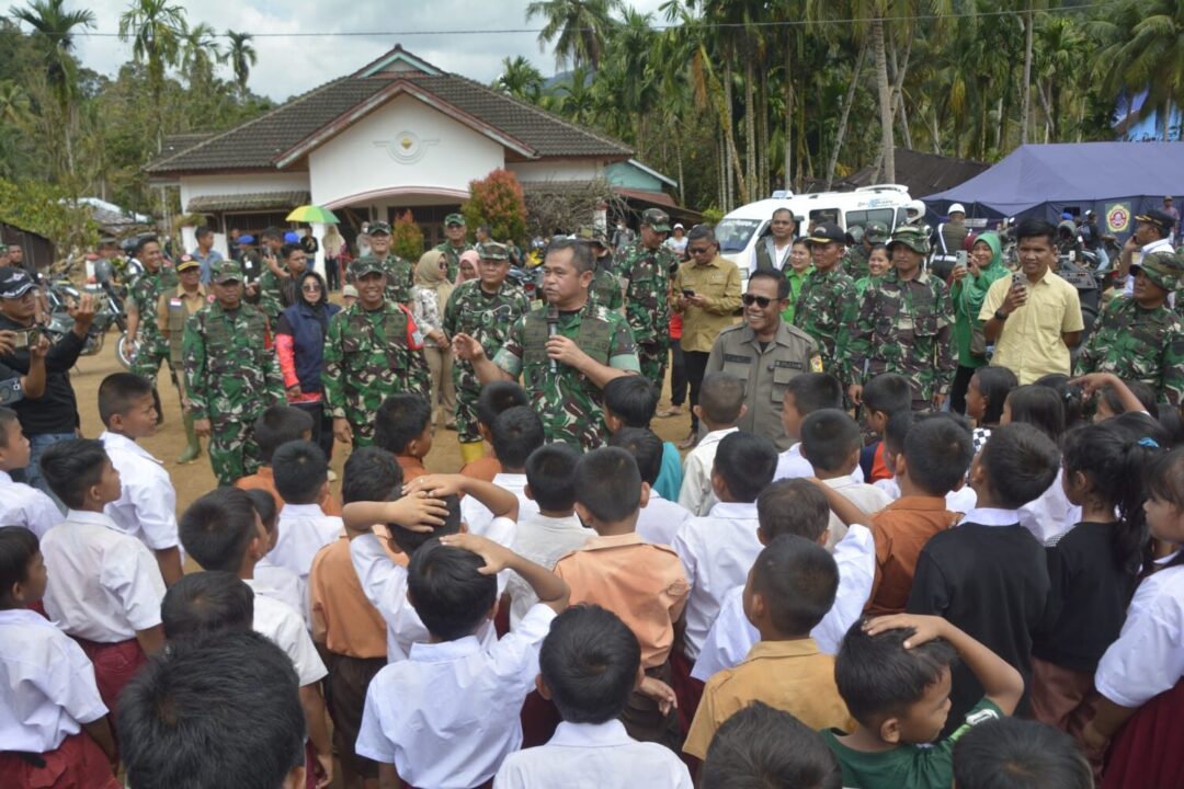 Kasad di Tapanuli Tengah: Pascabencana Tak Ada Pilihan Selain Kerja Keras