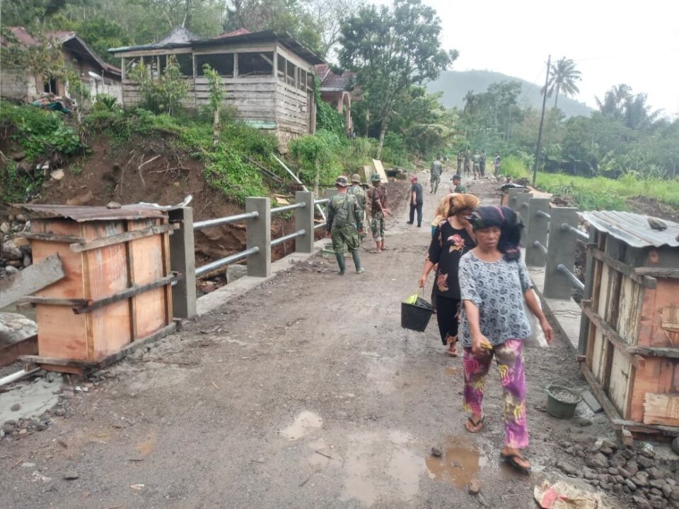 TNI AD Percepat Pembangunan Jembatan Aramco, Pulihkan Akses Warga Padangsidimpuan