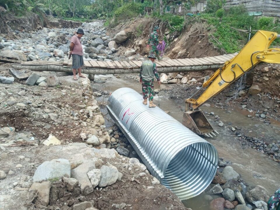 Satgas Yonzipur I/DD Rampungkan Jembatan Aramco Lubuk Raya di Padangsidimpuan