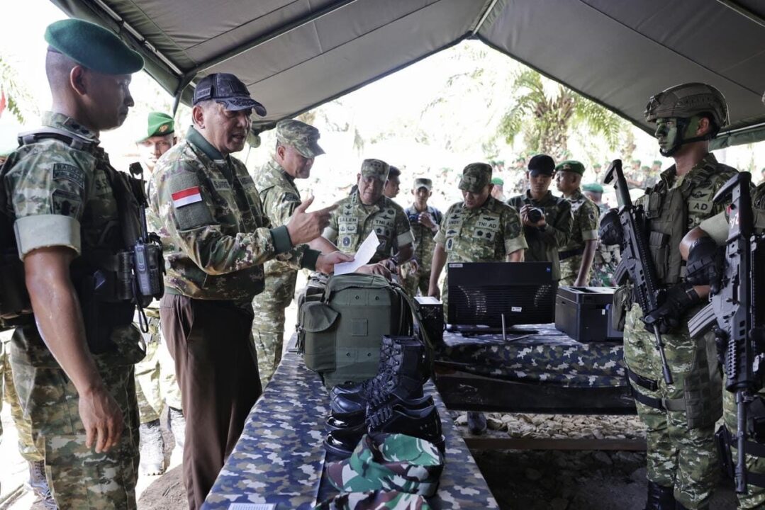 Dukung Pembangunan Wilayah, Menhan RI dan Wakasad Tinjau Yon TP 827/MCY