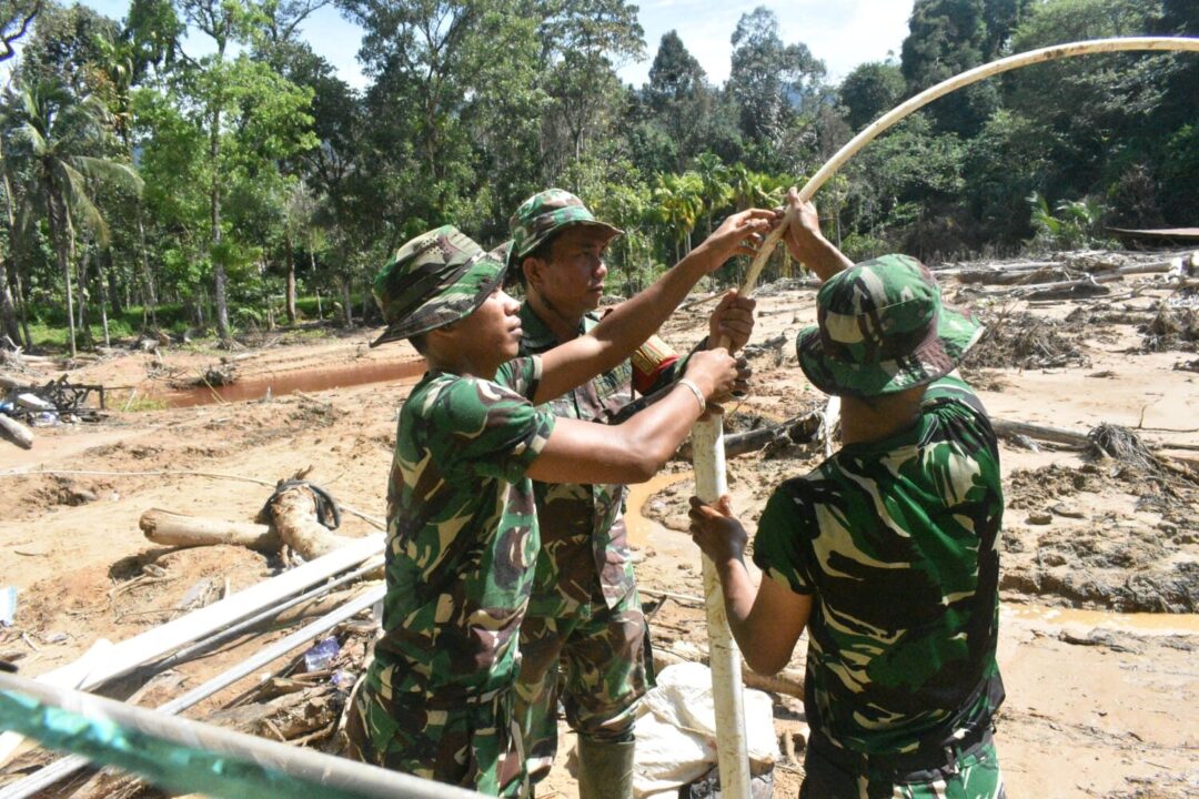 Dukung Ketersediaan Air Bersih, TNI AD Bangun Sumur Bor di SD Negeri Tukka