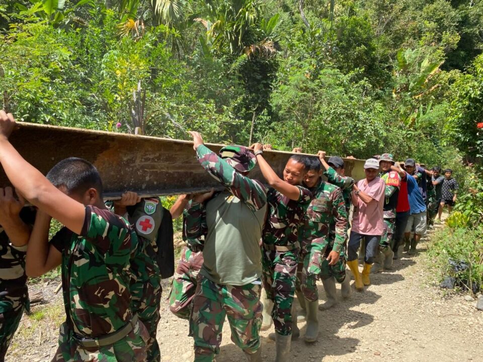 Bergerak Bersama, Jembatan Darurat pun Tercipta