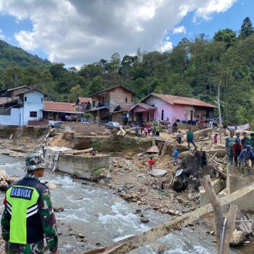 Bergerak Bersama, Jembatan Darurat pun Tercipta