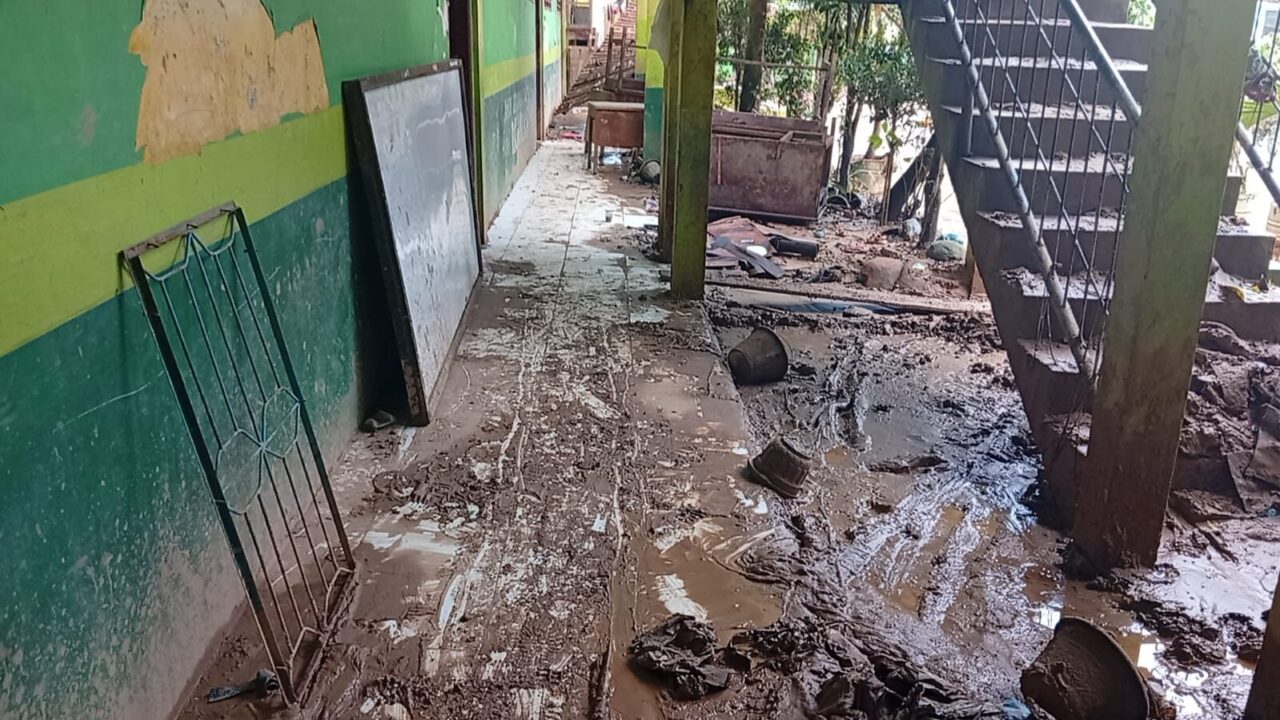 Gotong Royong TNI dan Guru, MIN 7 Sibuluan Nalambok Kembali Layak Selenggarakan KBM