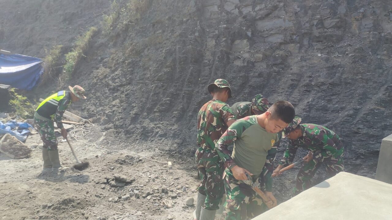 50 Persen Rampung, Jembatan Gantung Burlah Siap Percepat Akses Antar Desa