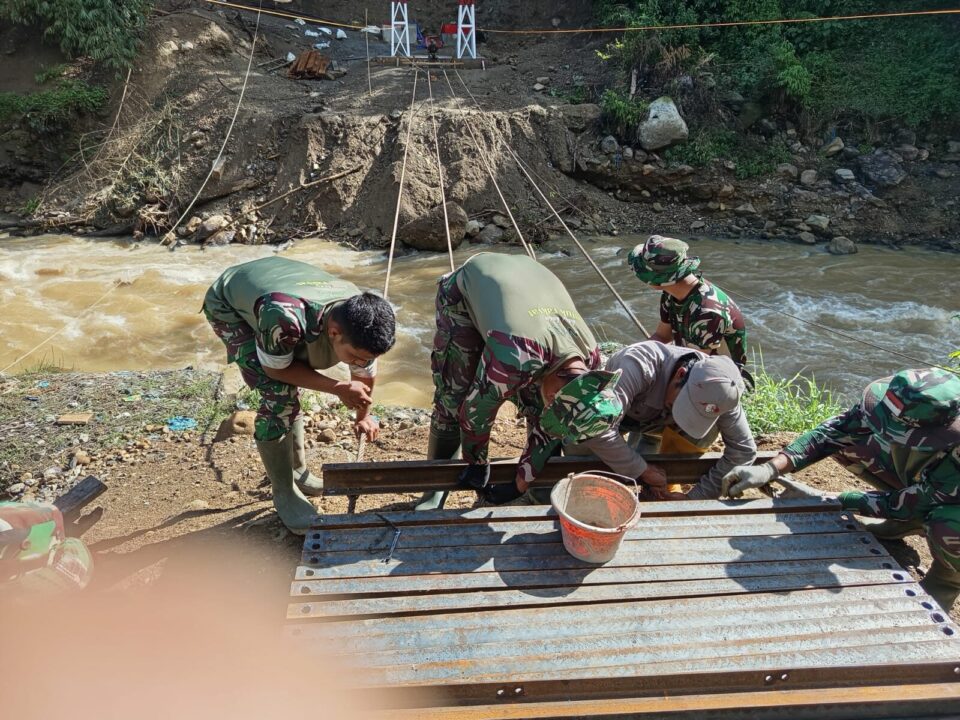 Tembus 51 Persen, TNI Kebut Pembangunan Jembatan Gantung Burni Bius di Medan Sulit