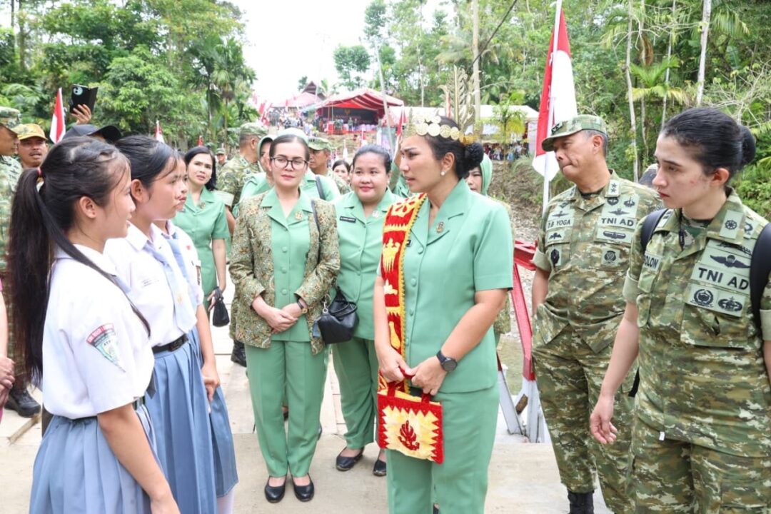 Resmikan Jembatan Bailey di Nias Selatan, Kasad: Setiap Hari Ada Jembatan yang Selesai Dibangun