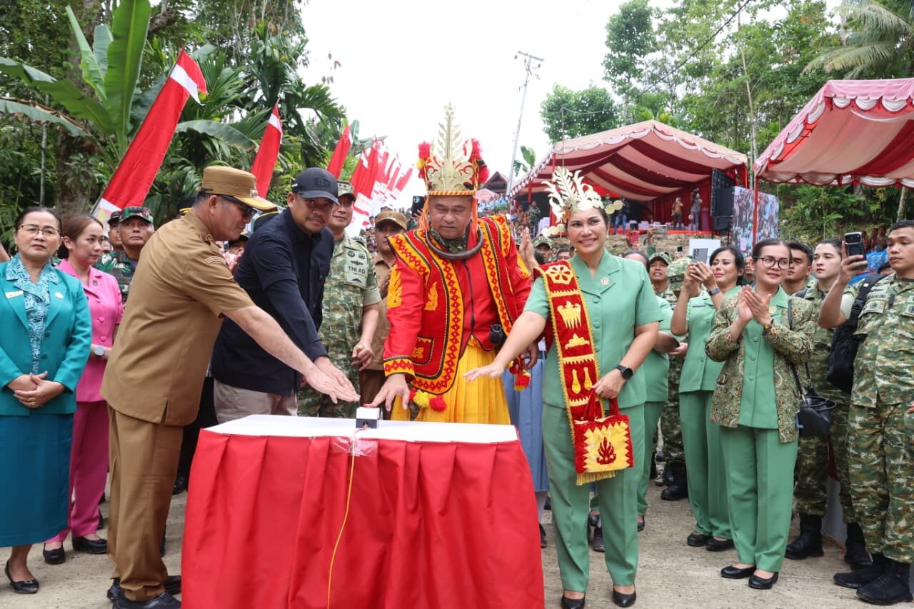 Resmikan Jembatan Bailey di Nias Selatan, Kasad: Setiap Hari Ada Jembatan yang Selesai Dibangun