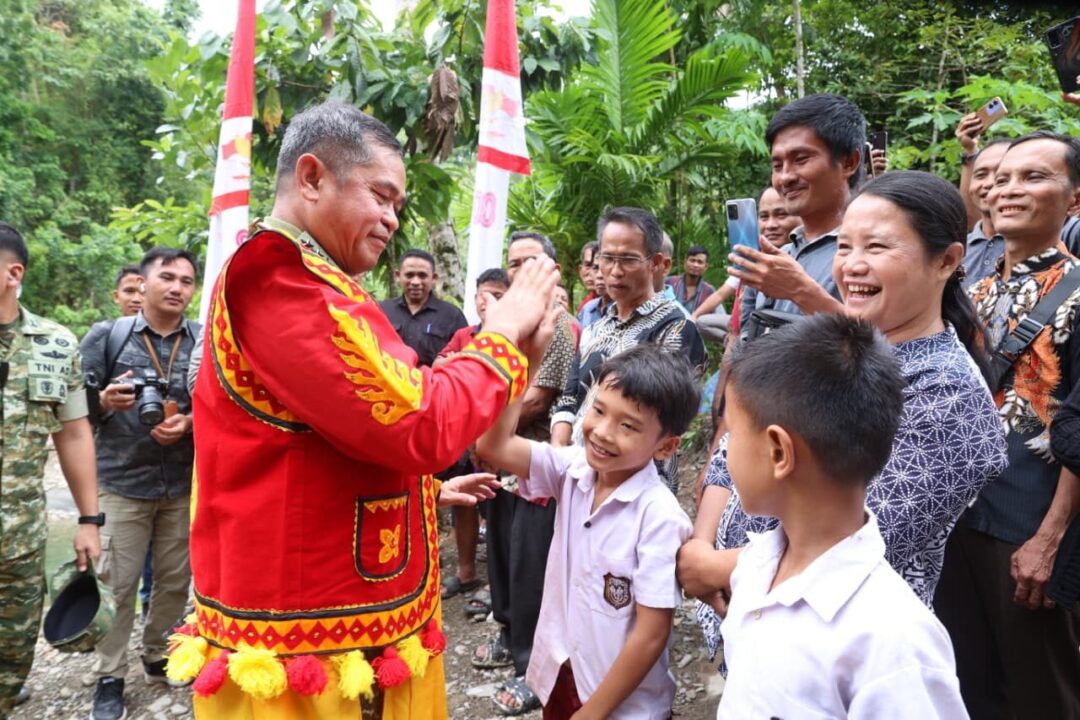 Resmikan Jembatan Bailey di Nias Selatan, Kasad: Setiap Hari Ada Jembatan yang Selesai Dibangun
