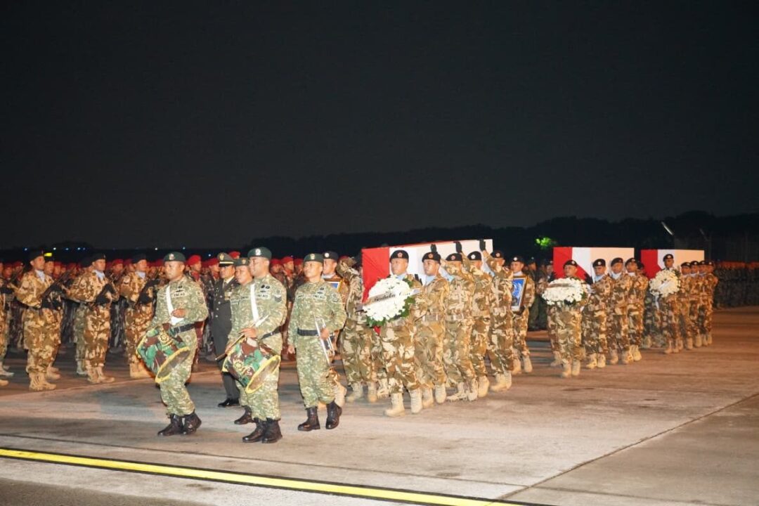 Kasad Pimpin Pelepasan Tiga Jenazah Prajurit TNI Satgas UNIFIL